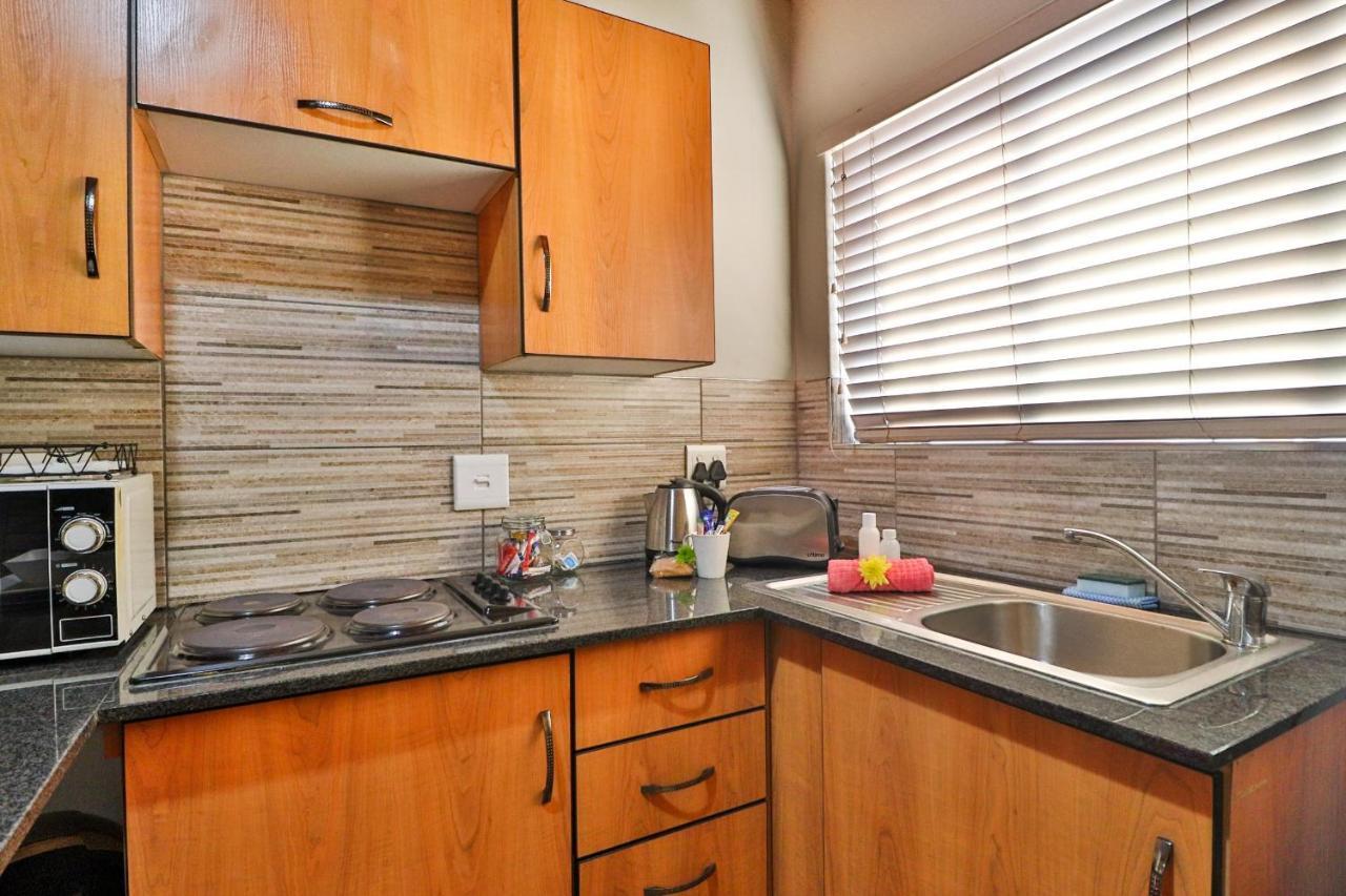 Rudman Townhouses Self-Catering Accommodation Boksburg Bagian luar foto